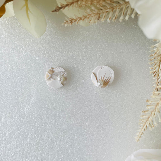 JOYful mini studs